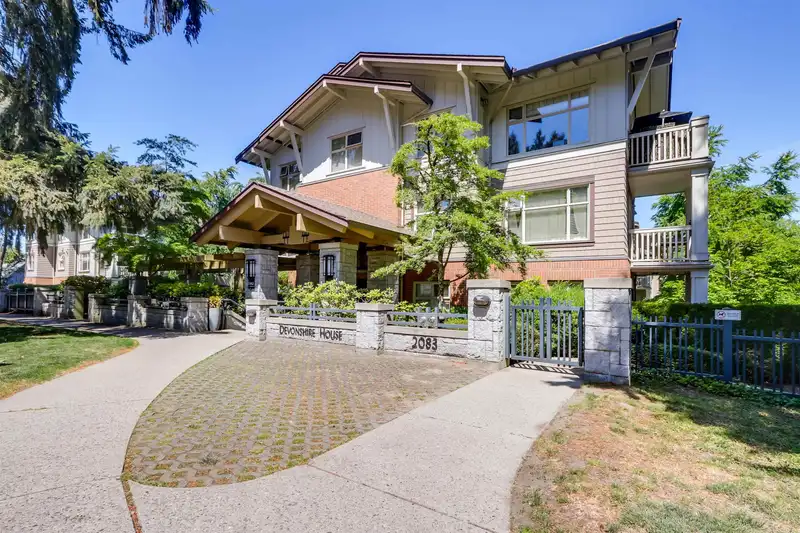 423 2083 W 33RD AVENUE - photo 1 of 21