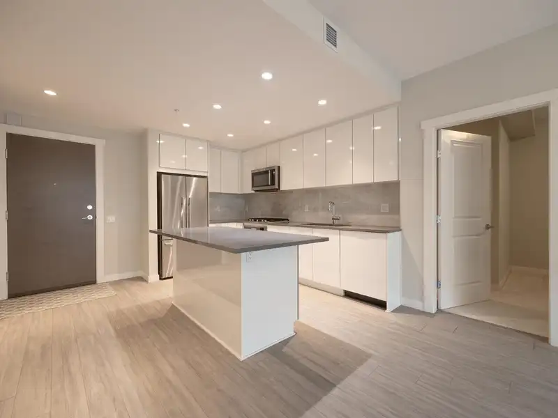 307 2632 LIBRARY LANE - photo 4 of 21