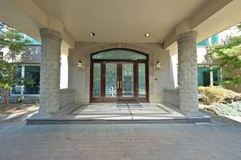 12900 GILBERT ROAD - photo 4 of 25