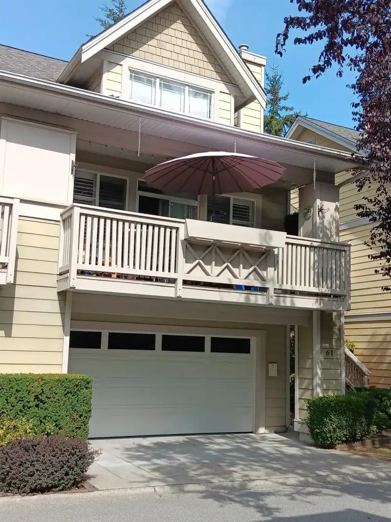 61 2588 152 STREET - photo 1 of 37