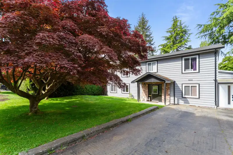 2621 127A STREET - photo 1 of 40