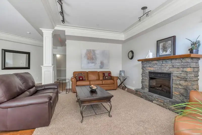 104 32729 GARIBALDI DRIVE - photo 4 of 36