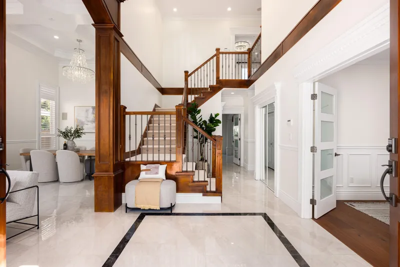 7451 BATES ROAD - photo 4 of 25