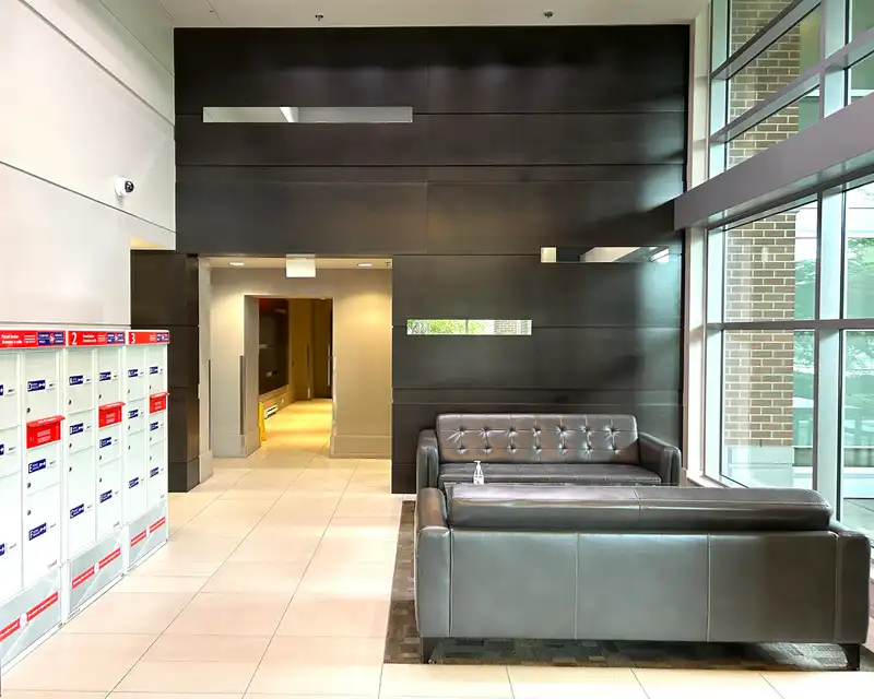 605 1155 THE HIGH STREET - photo 2 of 30