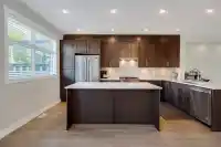 16439 24 AVENUE - thumbnail 3