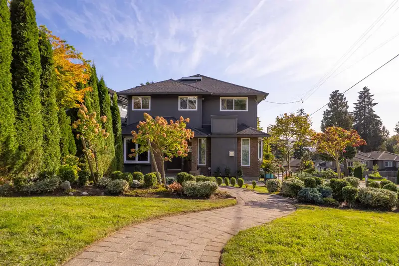 5110 EWART STREET - photo 1 of 40