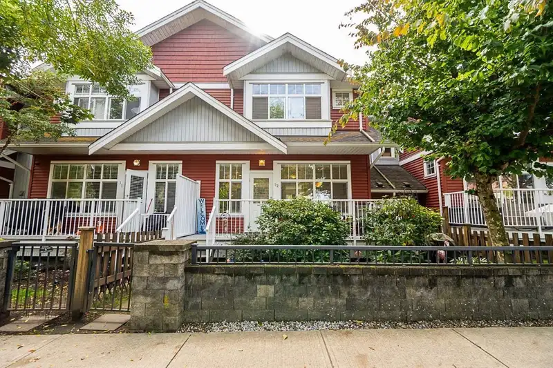 12 6785 193 STREET - photo 1 of 30