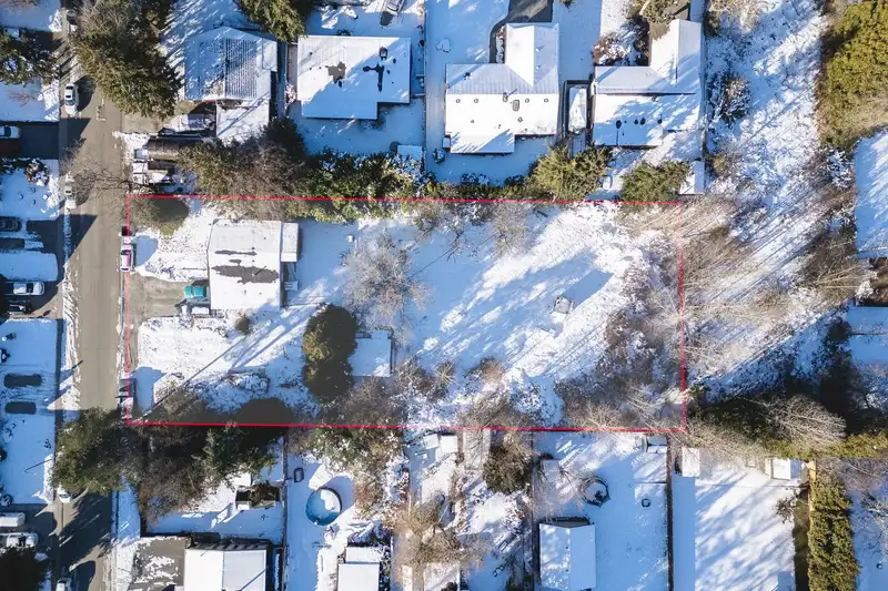 23311 118 AVENUE - photo 1 of 15