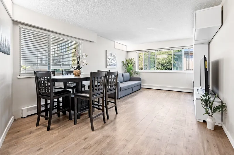 206 1149 W 11TH AVENUE - photo 4 of 15