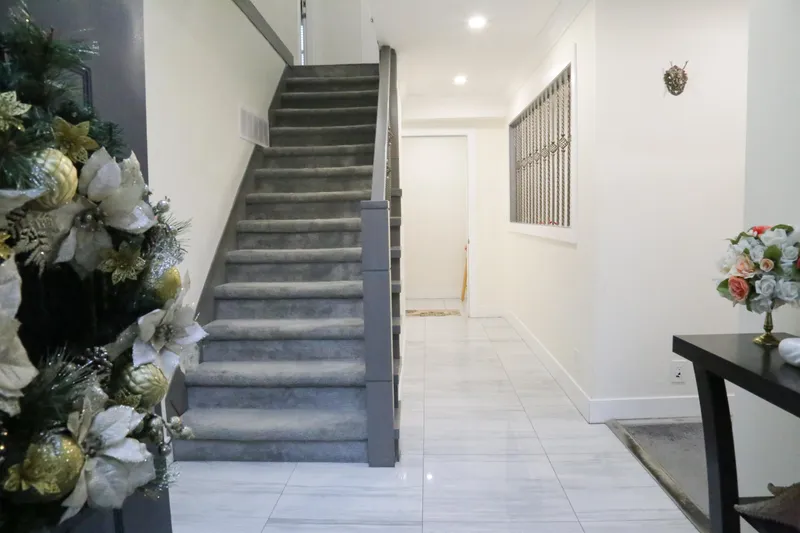 14183 72A AVENUE - photo 3 of 25