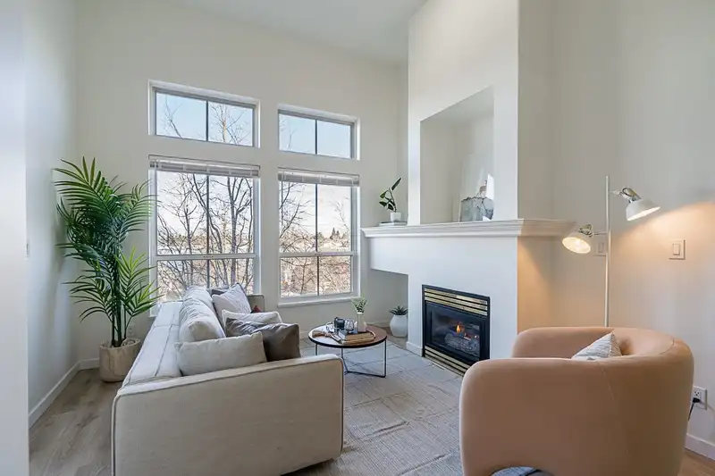 405 5600 ANDREWS ROAD - photo 2 of 33