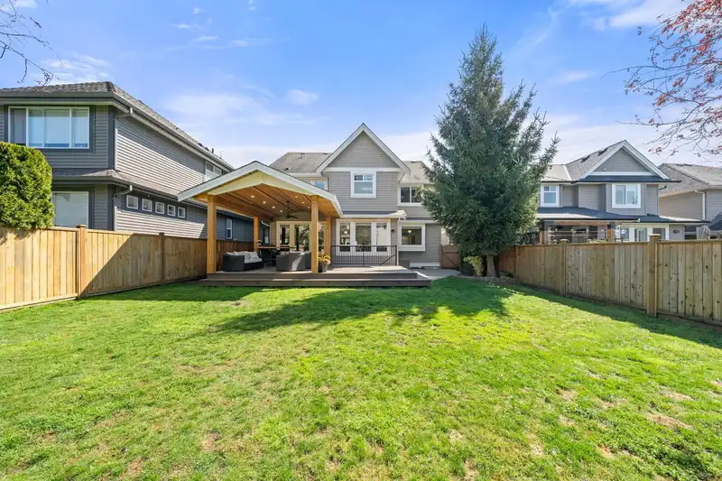 7161 198 STREET - photo 2 of 40