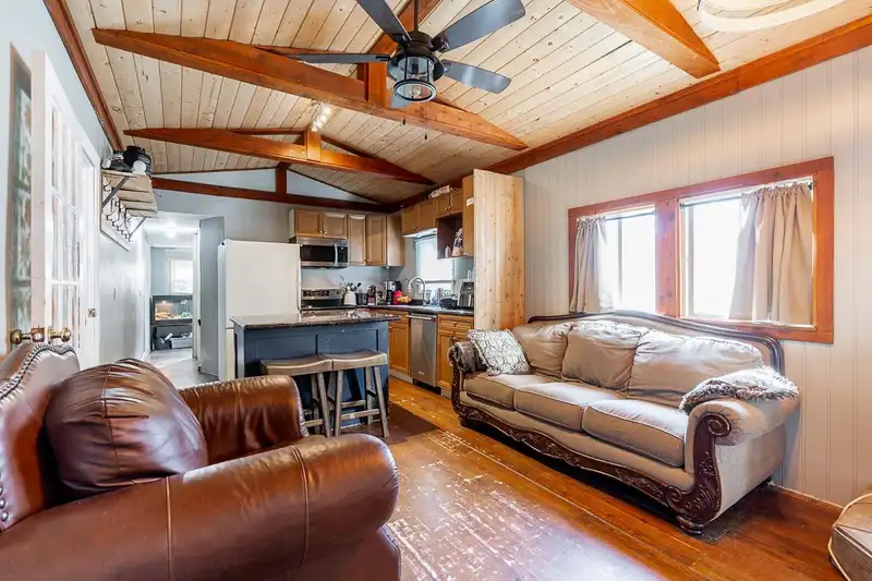 1 10235 BEAVER DRIVE - photo 3 of 28