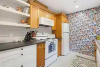 2 33900 MAYFAIR AVENUE - thumbnail 3
