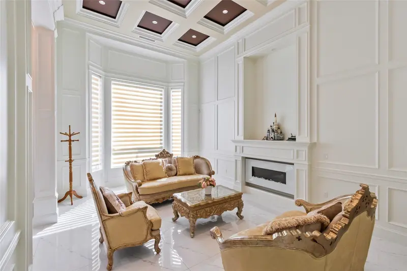 8371 MOWBRAY ROAD - photo 4 of 25