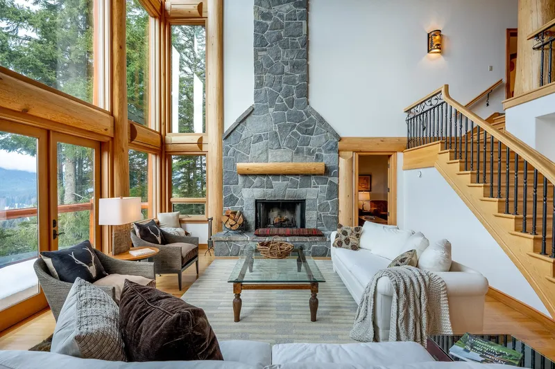 3826 SUNRIDGE DRIVE - photo 2 of 25