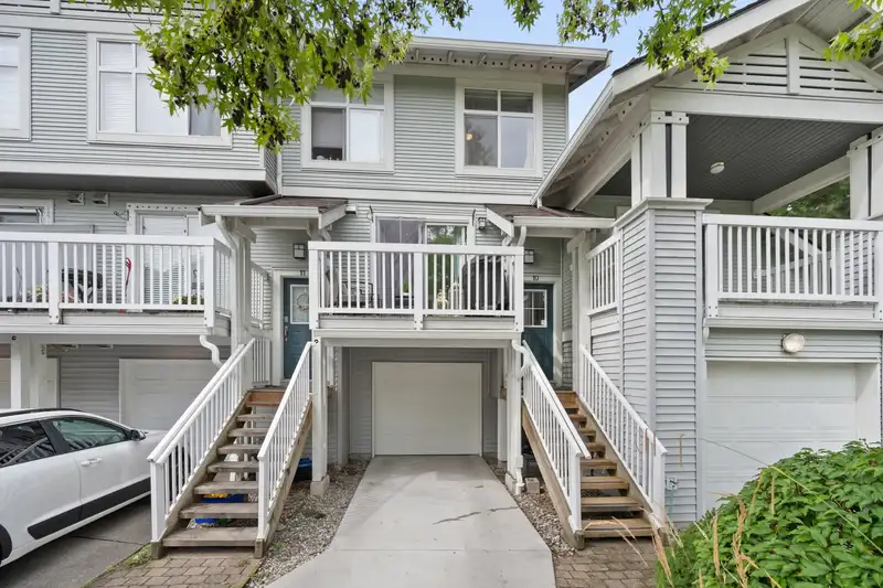 10 7179 201 STREET - photo 3 of 38