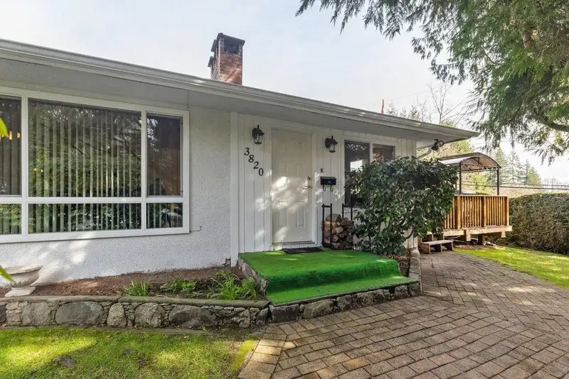 3820 CALDER AVENUE - photo 2 of 35
