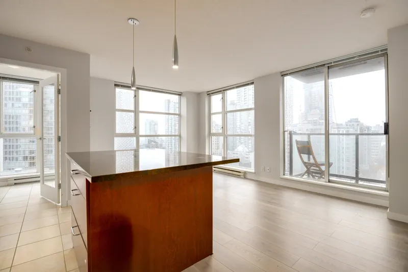 1808 1199 SEYMOUR STREET - photo 3 of 25