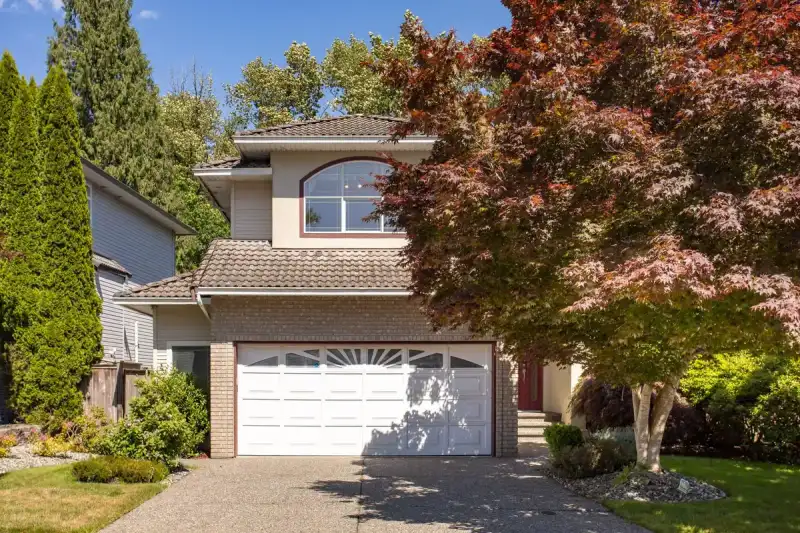 1437 LAMBERT WAY - photo 1 of 39