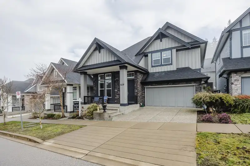 2856 161B STREET - photo 1 of 26
