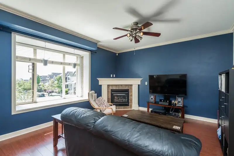 17 19219 67 AVENUE - photo 4 of 35