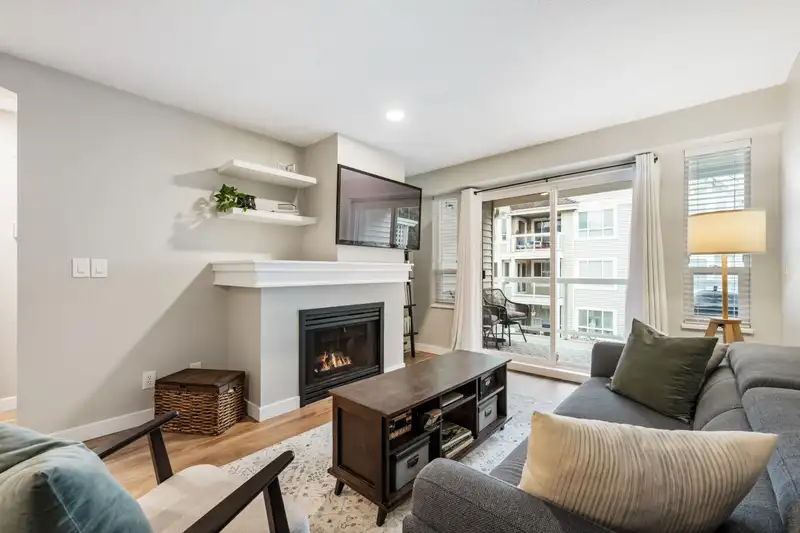 302 3033 TERRAVISTA PLACE - photo 3 of 38