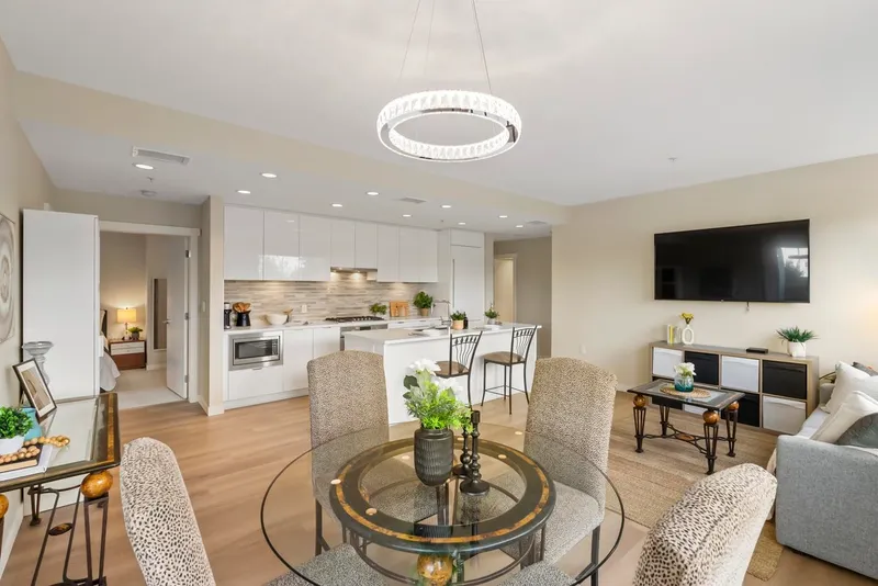 114 9213 ODLIN ROAD - photo 3 of 25