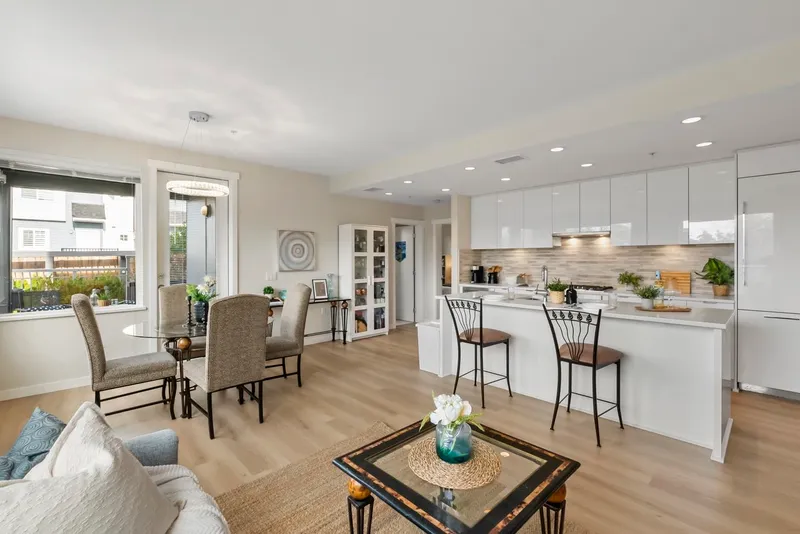 114 9213 ODLIN ROAD - photo 4 of 25