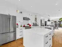 34 2000 PANORAMA DRIVE - thumbnail 3