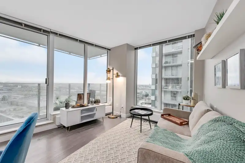 1802 488 SW MARINE DRIVE - photo 1 of 36