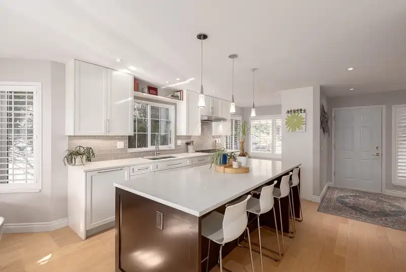 4 4743 54A STREET - photo 3 of 40