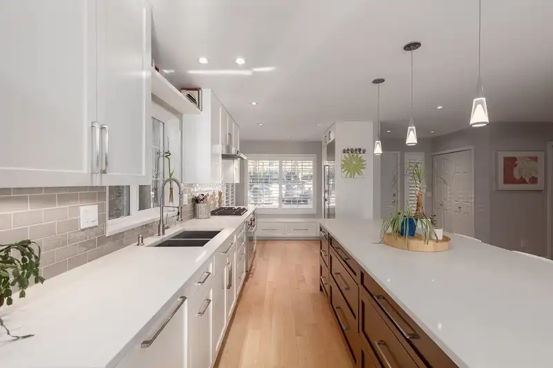 4 4743 54A STREET - photo 4 of 40