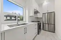 10266 166A STREET - thumbnail 9