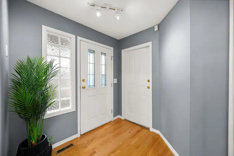 25 8567 164 STREET - photo 4 of 40