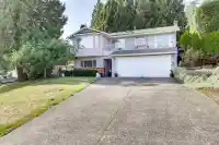468 CARIBOO CRESCENT - thumbnail 2