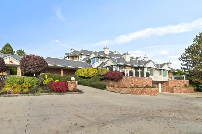 107 13965 16 AVENUE - photo 2 of 21