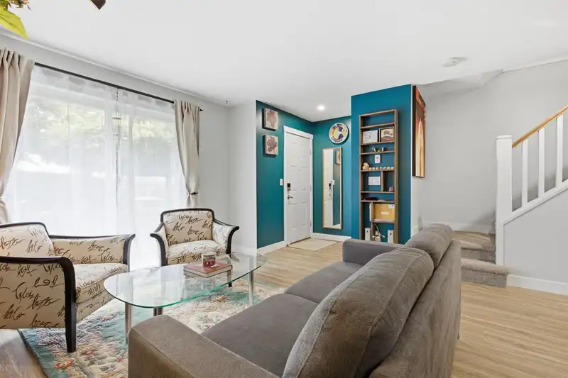 7 1203 MADISON AVENUE - photo 4 of 21