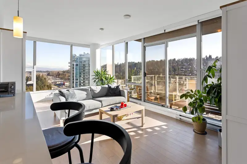 2407 301 CAPILANO ROAD - photo 4 of 33