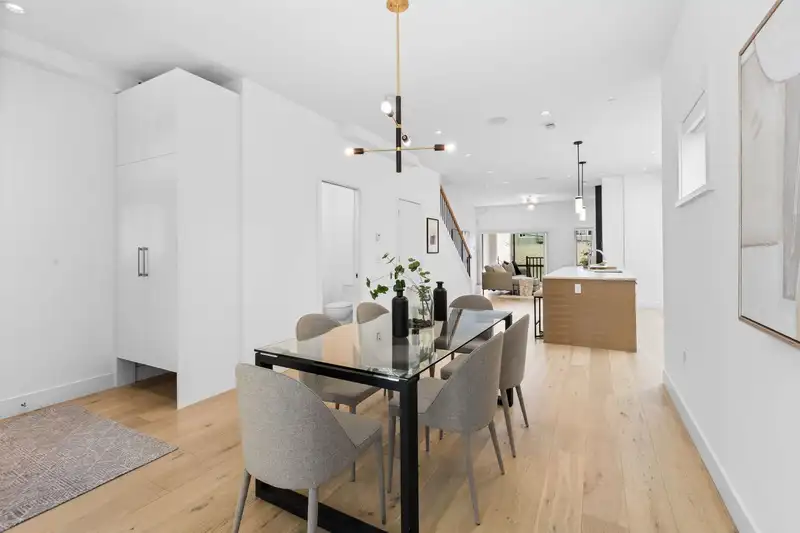 2518 W 3RD AVENUE - photo 4 of 39
