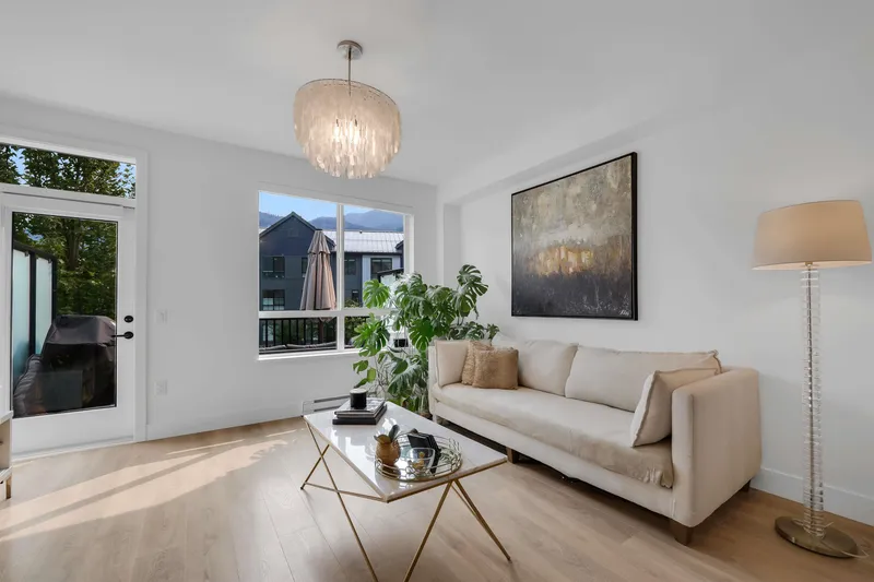 38053 HELM WAY - photo 3 of 25