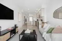 601 10465 139 STREET - thumbnail 4