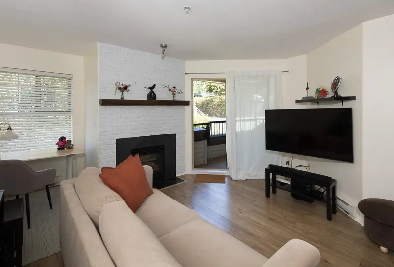 502 214 ELEVENTH STREET - photo 2 of 25