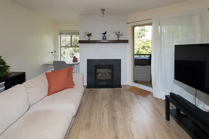 502 214 ELEVENTH STREET - photo 3 of 25