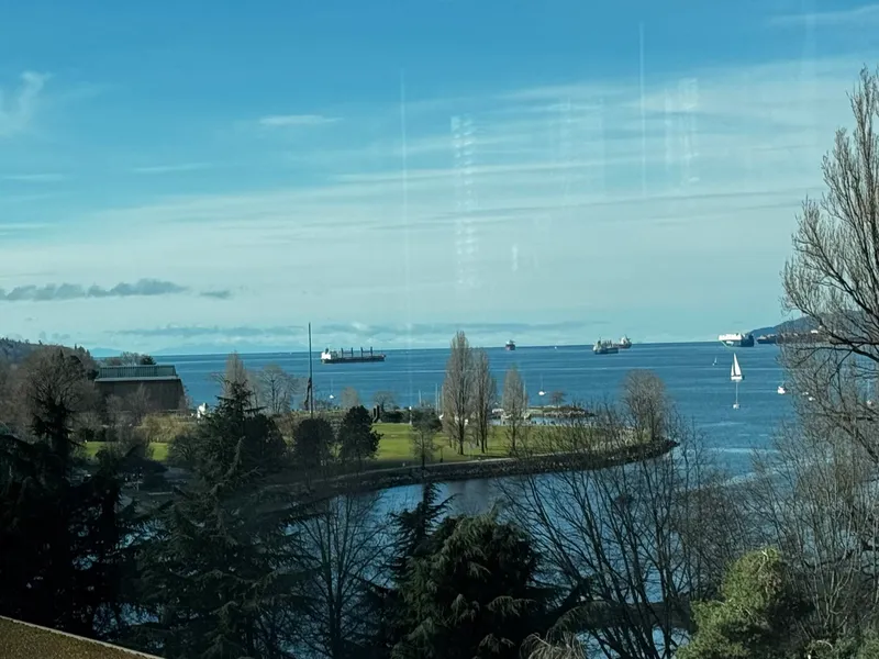 806 1005 BEACH AVENUE - photo 1 of 25