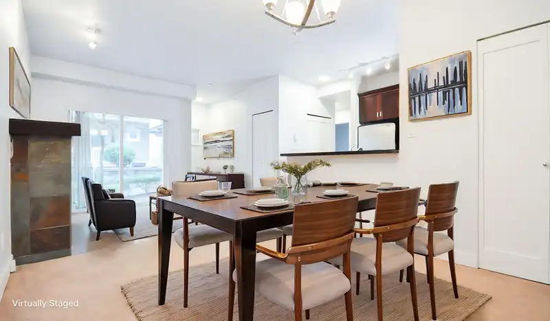40 7388 MACPHERSON AVENUE - photo 2 of 24