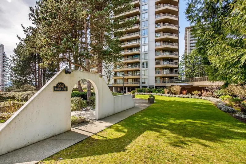 1608 2041 BELLWOOD AVENUE - photo 2 of 25