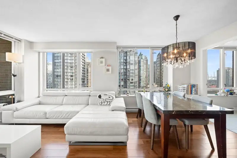 1506 1088 RICHARDS STREET - photo 3 of 26