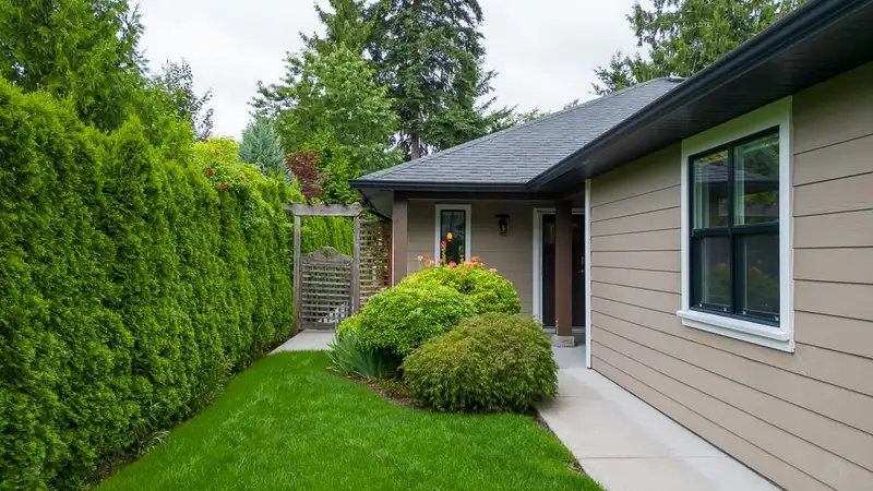 781 GERUSSI LANE - photo 3 of 34
