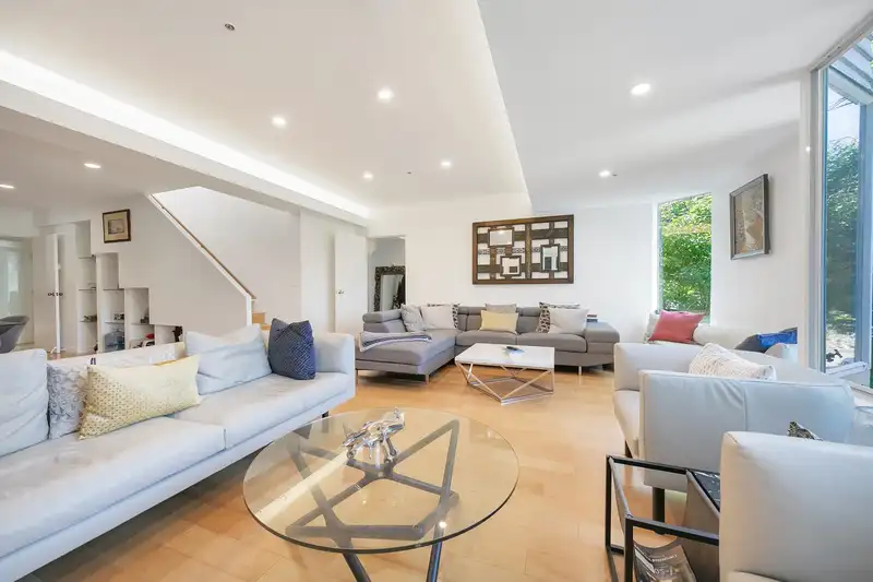 4560 BELMONT AVENUE - photo 4 of 32